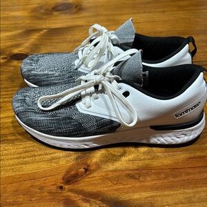 Women’s Tommaso Cycling Shoes w/S clip